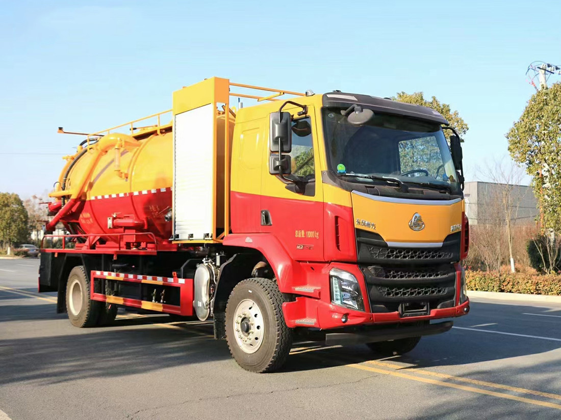 柳汽乘龙15方清洗吸污车 柳汽乘龙15方清洗吸污车